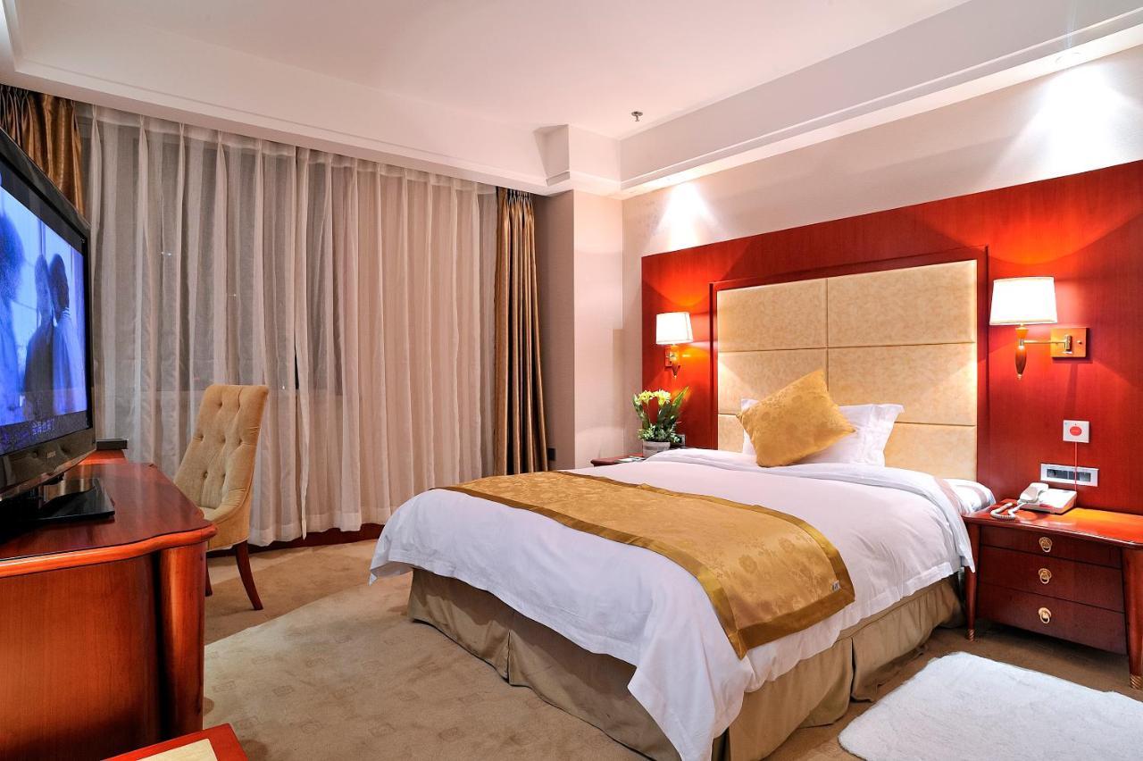 Uiles Hotel Hohhot Esterno foto