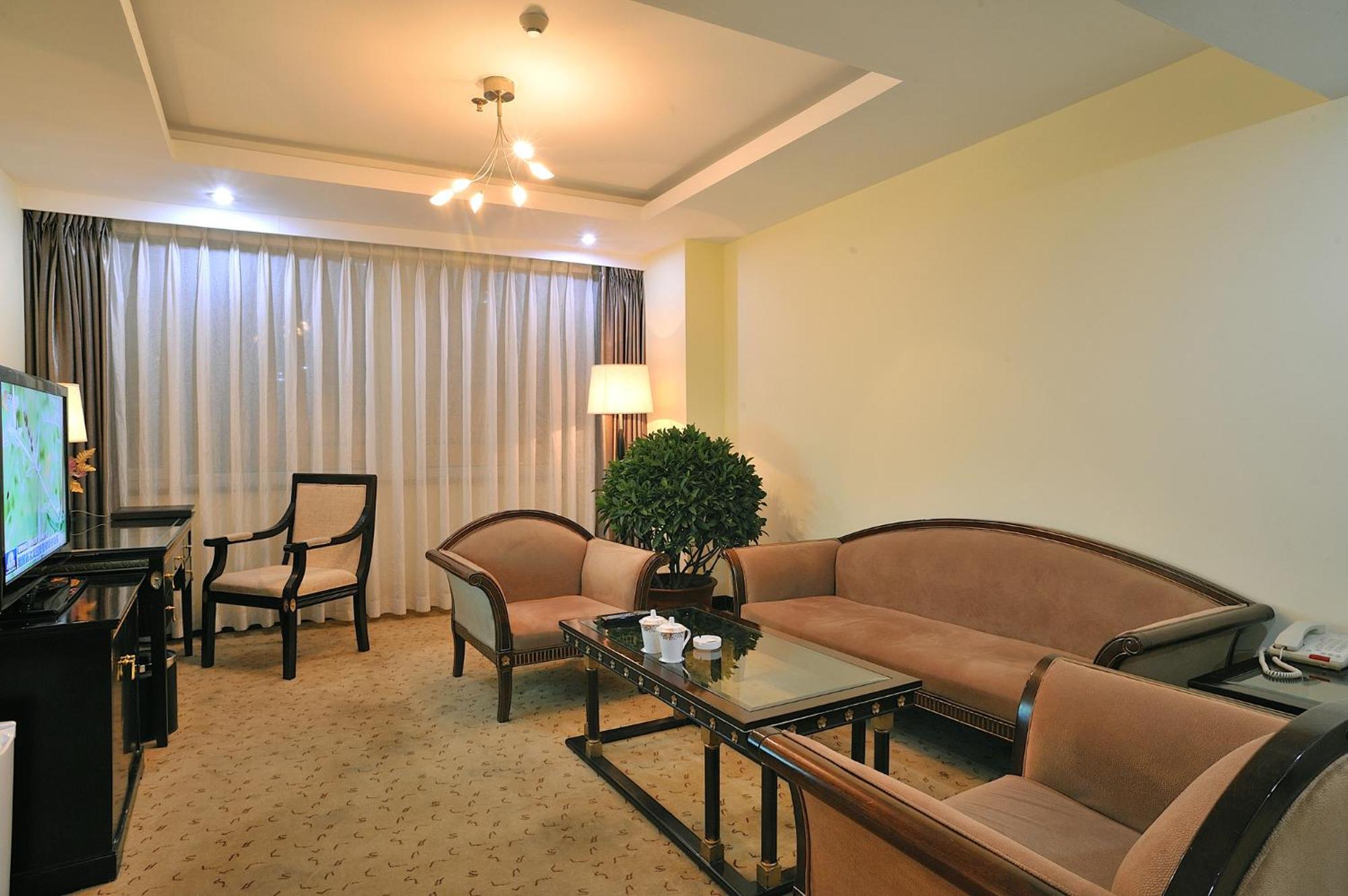 Uiles Hotel Hohhot Esterno foto