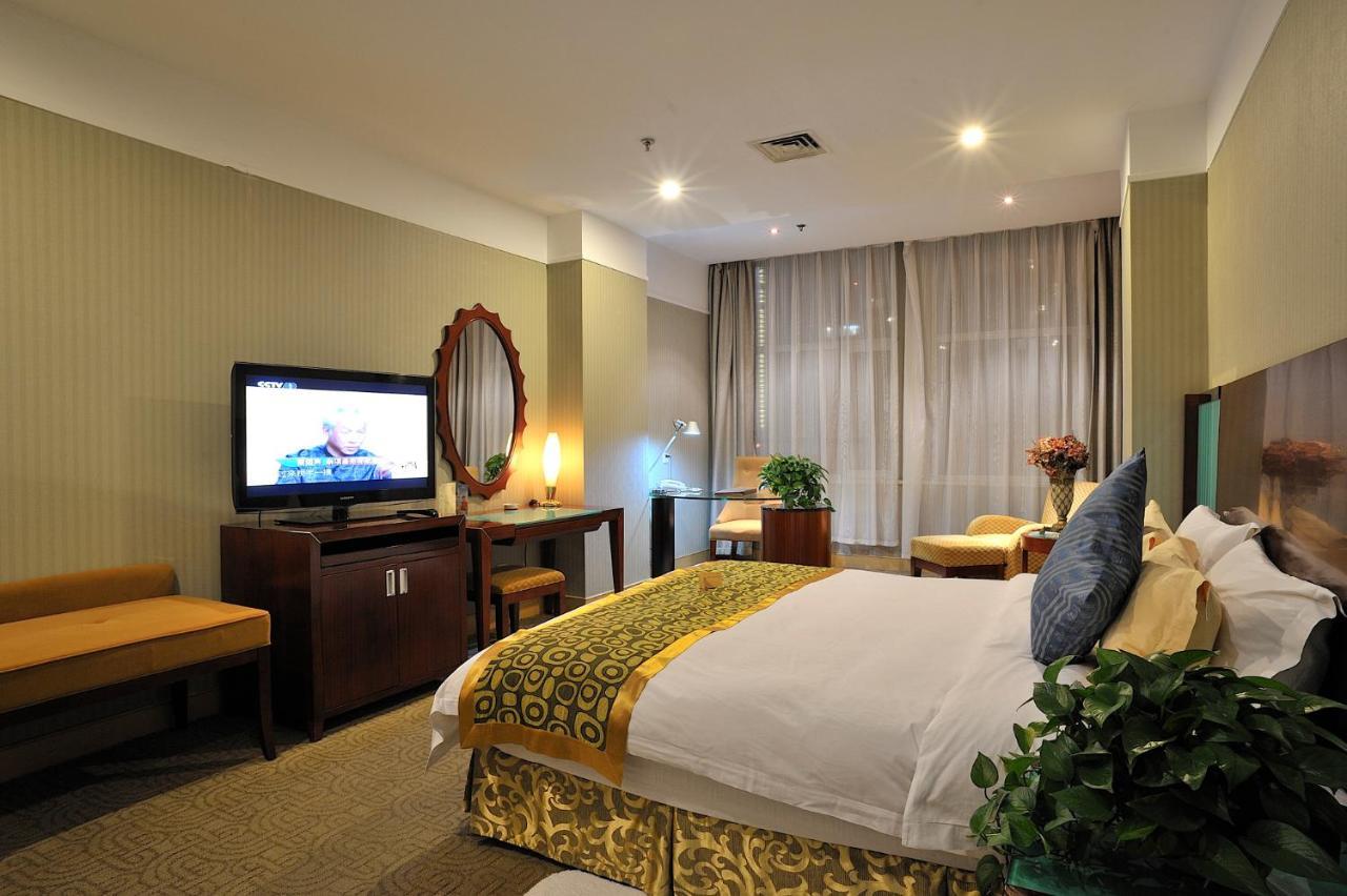 Uiles Hotel Hohhot Esterno foto